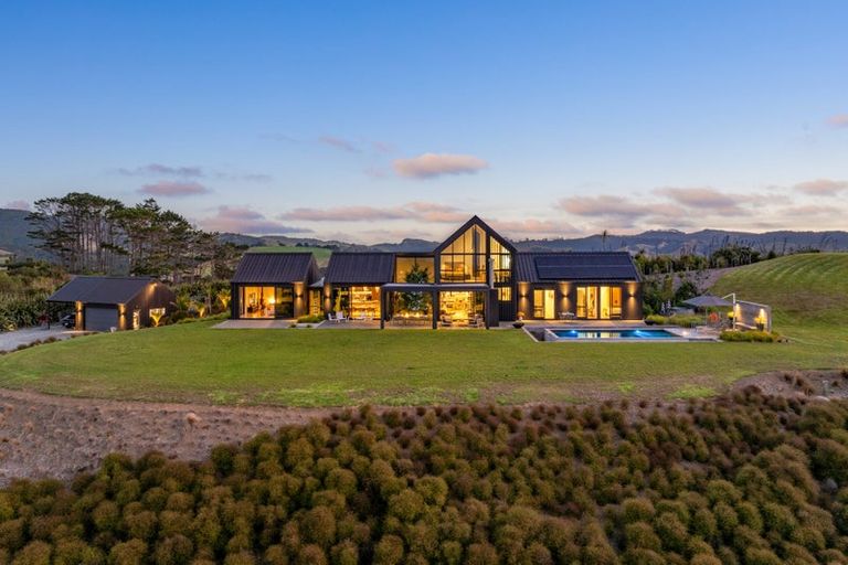 Photo of property in 1612p Pakiri Road, Tomarata, Wellsford, 0972
