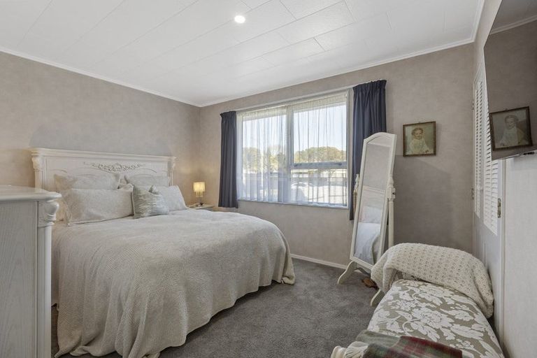 Photo of property in 176 Parklands Avenue, Bell Block, New Plymouth, 4312