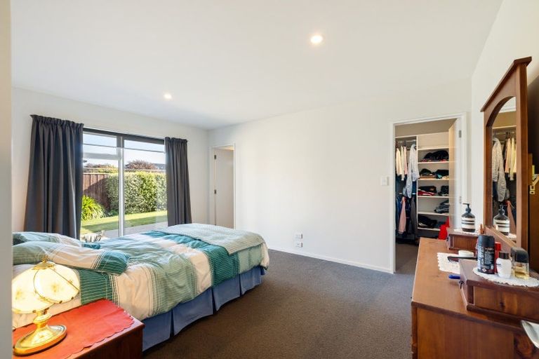 Photo of property in 13 Pemberton Drive, Amberley, 7410