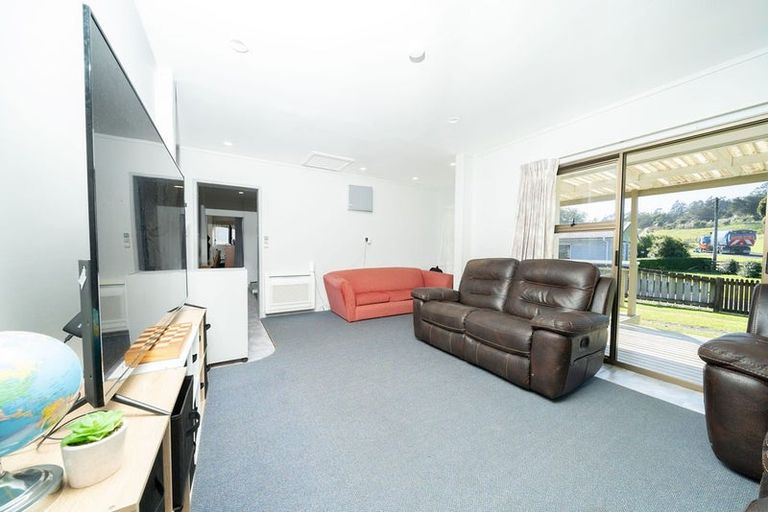 Photo of property in 79 Valley Road, Hikurangi, 0114