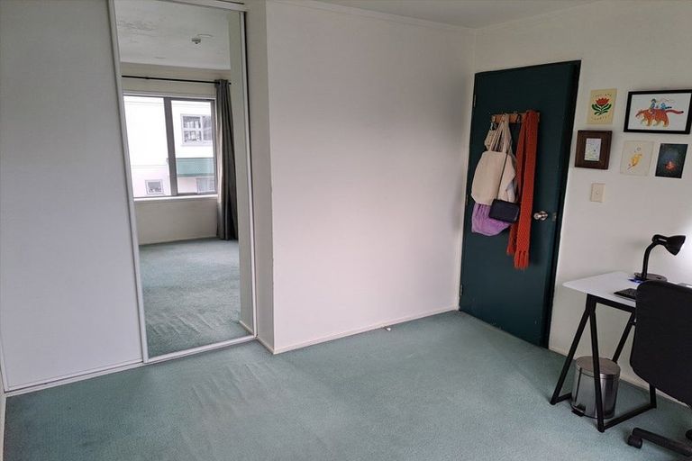 Photo of property in Grosvenor Cl, 10/6u Brown Street, Mount Cook, Wellington, 6021
