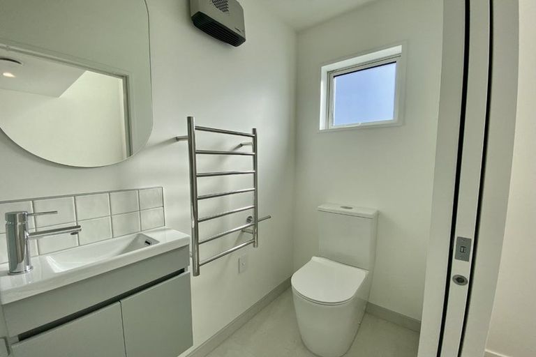 Photo of property in 2/2 Hammond Place, Spreydon, Christchurch, 8024