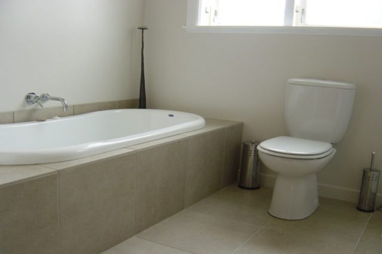 Photo of property in 49 Rintoul Street, Newtown, Wellington, 6021