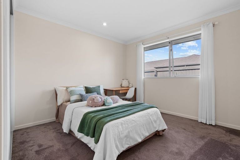 Photo of property in 6 Malachy Grove, Aidanfield, Christchurch, 8025