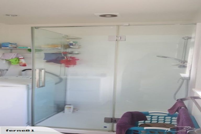 Photo of property in 118 Holly Road, St Albans, Christchurch, 8014