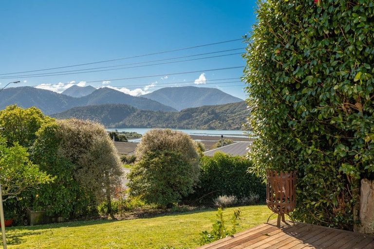 Photo of property in 13e Main Rd Havelock, Havelock, 7100