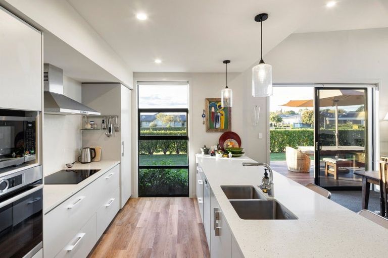 Photo of property in 2a Baxter Michael Crescent, Cambridge, 3434