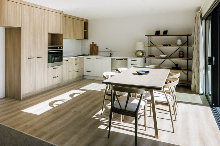 Photo of property in 12 Evergreen Parade, Rosehill, 2113