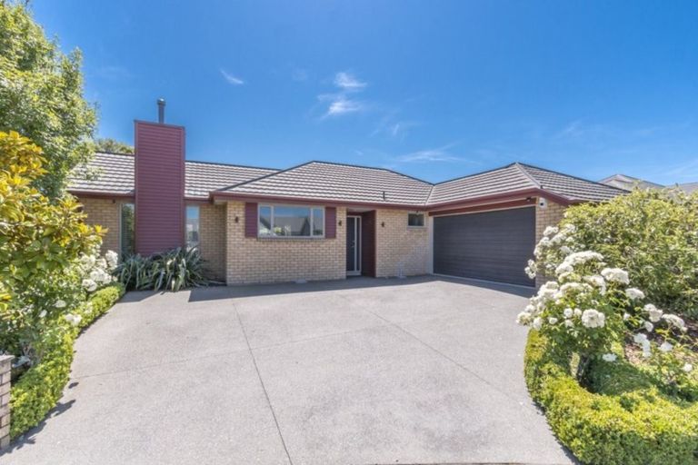 Photo of property in 11 Hideaway Gate, Parklands, Christchurch, 8083