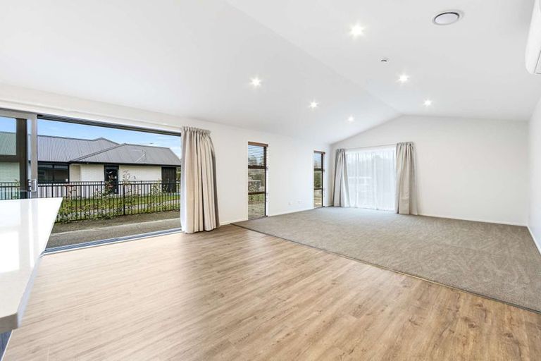 Photo of property in 169 Styx Mill Road, Casebrook, Christchurch, 8051