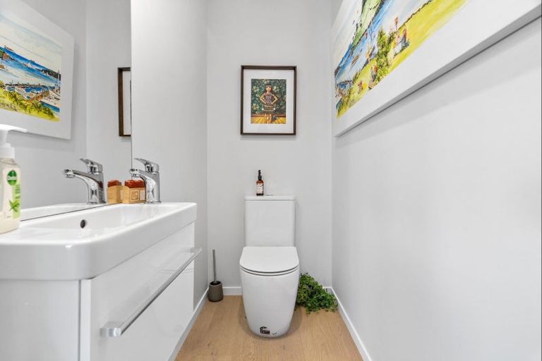 Photo of property in 8/17 Victoria Road, Mount Maunganui, 3116