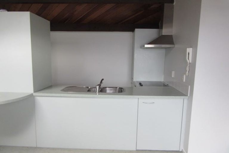Photo of property in Metro Apartments, 22/220u Thorndon Quay, Pipitea, Wellington, 6011