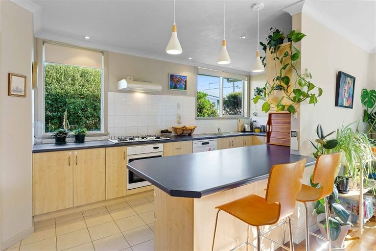 Photo of property in 108 Alexander Road, Raumati Beach, Paraparaumu, 5032