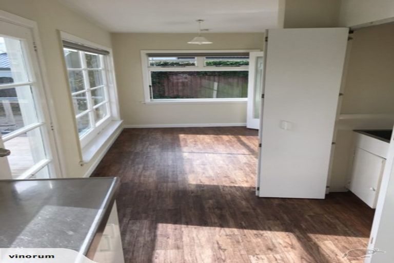 Photo of property in 227 Knowles Street, St Albans, Christchurch, 8052