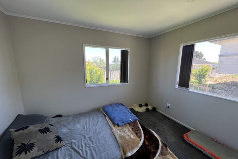 Photo of property in 14 Laureston Avenue, Papatoetoe, Auckland, 2025