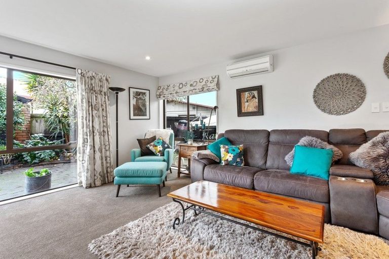 Photo of property in 8 Rex Place, Rangiora, 7400