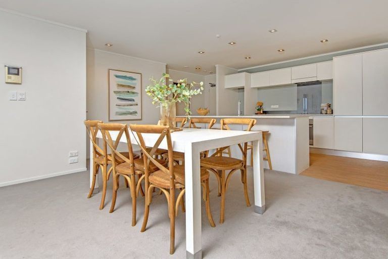 Photo of property in Quayside Apartments, 304/11 George Street, Whakatane, 3120