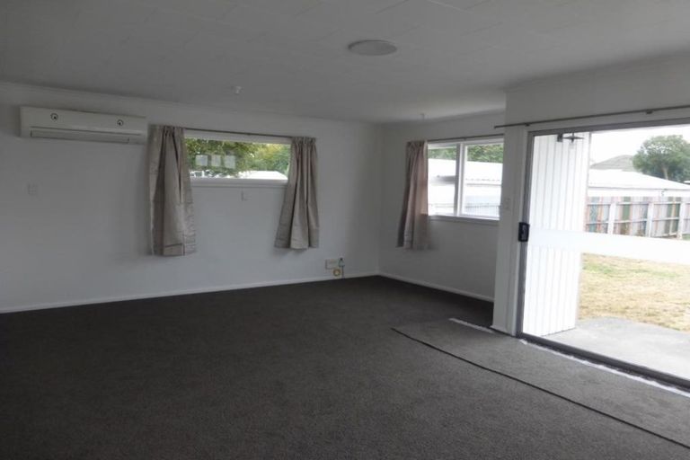 Photo of property in 22 Glencoe Street, Burnside, Christchurch, 8053