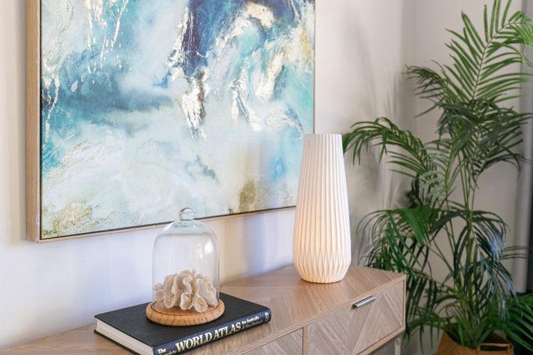 Photo of property in 76b Collier Avenue, Karori, Wellington, 6012