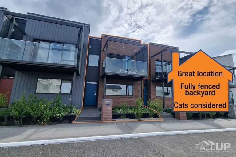 Photo of property in 32/1 Scott Road, Hobsonville, Auckland, 0616