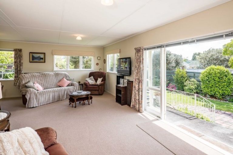 Photo of property in 20a Matai Street, Waikanae, 5036
