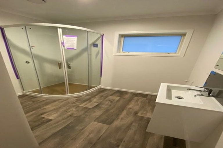 Photo of property in 6a-6b Oswald Place, Stratford, 4332