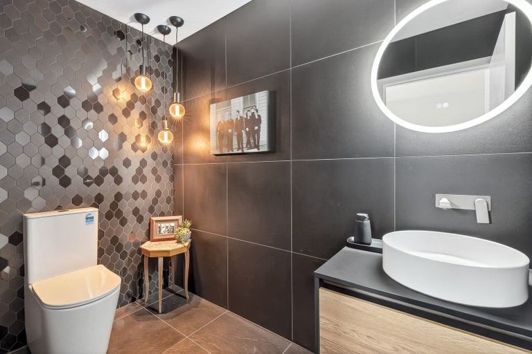 Photo of property in 9 Mills Road, Wanaka, 9305