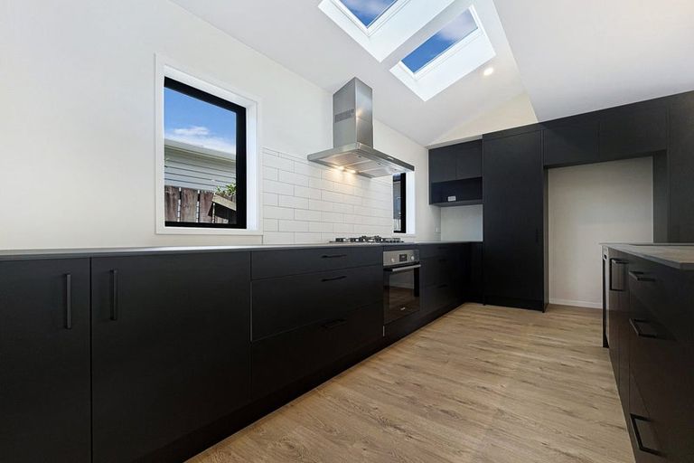 Photo of property in 57 Wharf Road, Te Atatu Peninsula, Auckland, 0610