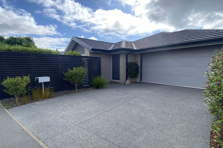Photo of property in 14 Ronaldson Lane, Wigram, Christchurch, 8042