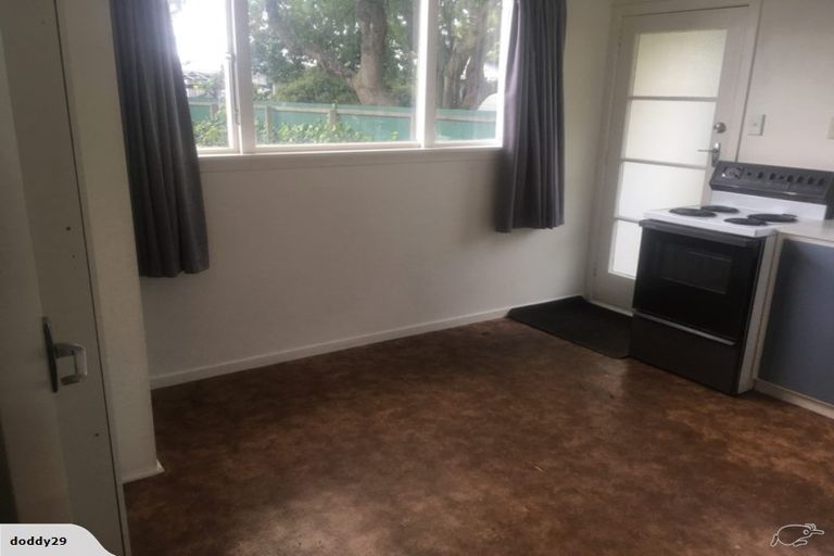 Photo of property in 1/3 Skerten Avenue, Hornby, Christchurch, 8042