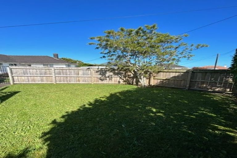 Photo of property in 21 Ridd Street, Lynmouth, New Plymouth, 4310