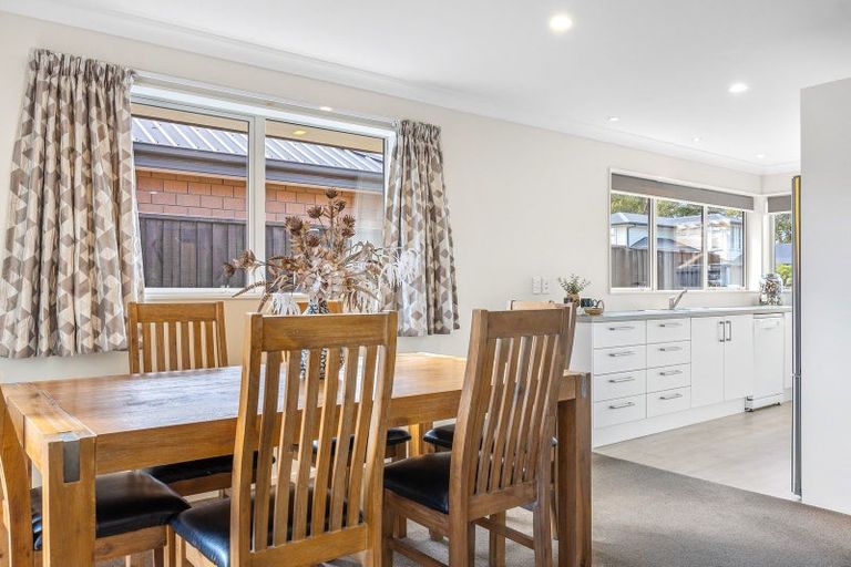 Photo of property in 16 Norrie Way, Kaiapoi, 7630