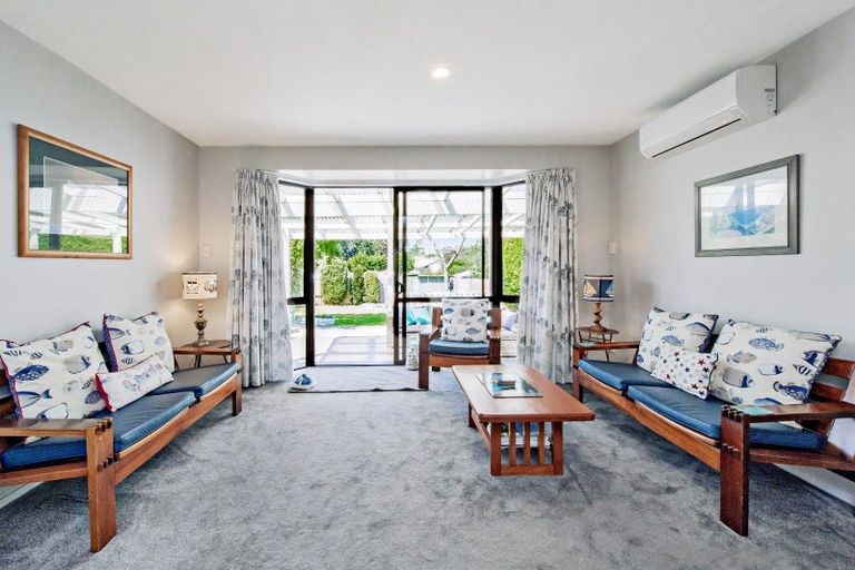 Photo of property in 26 Rotten Row, Waikuku Beach, 7473