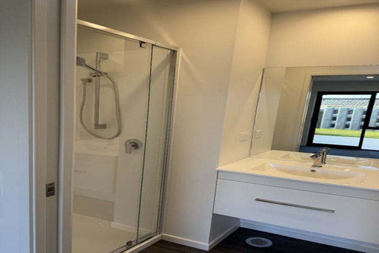 Photo of property in 395 Devonport Road, Tauranga South, Tauranga, 3112