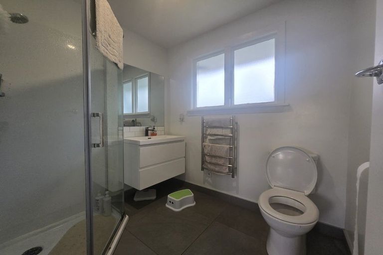Photo of property in 10 Lucienne Place, Hillsborough, Christchurch, 8022