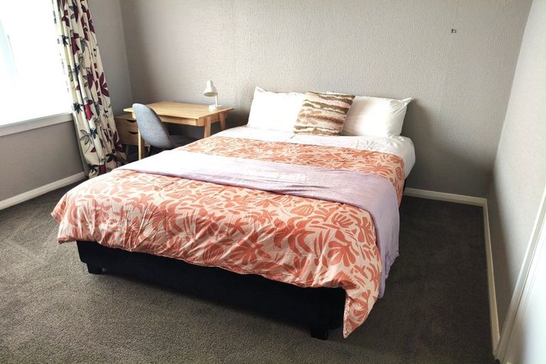 Photo of property in 2 Arthur Street, Holmes Hill, Oamaru, 9401