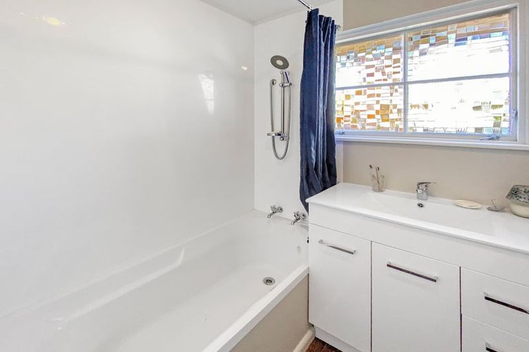 Photo of property in 55 Gladson Avenue, Sockburn, Christchurch, 8042