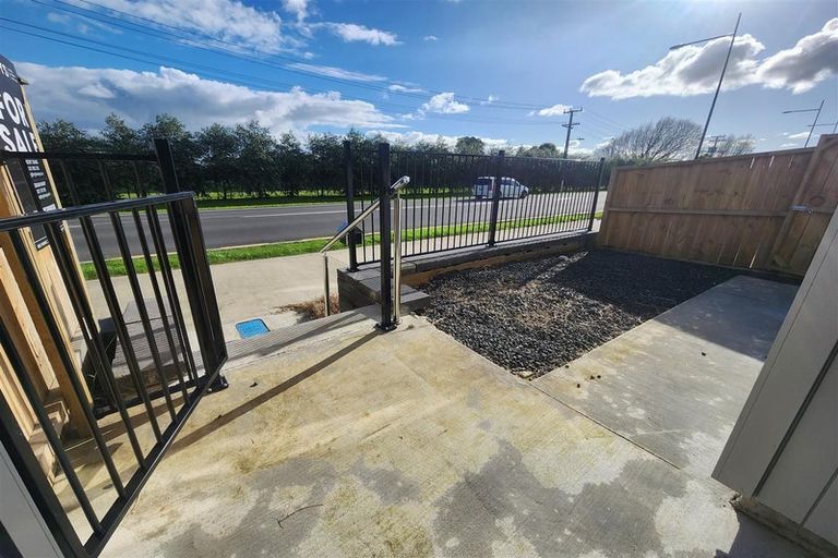 Photo of property in 167 Grove Road, Papakura, 2110