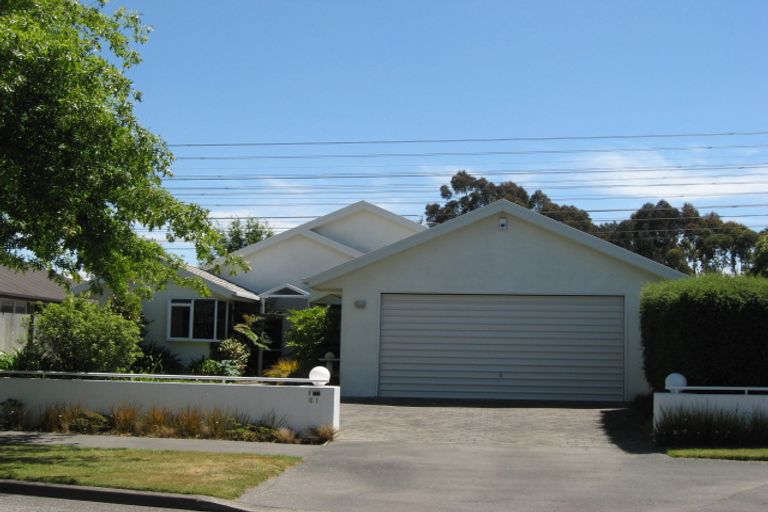 Photo of property in 61 Kedleston Drive, Avonhead, Christchurch, 8042