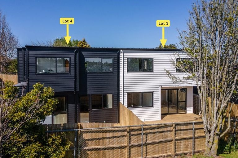 Photo of property in 8 Hobart Crescent, Wattle Downs, Auckland, 2103
