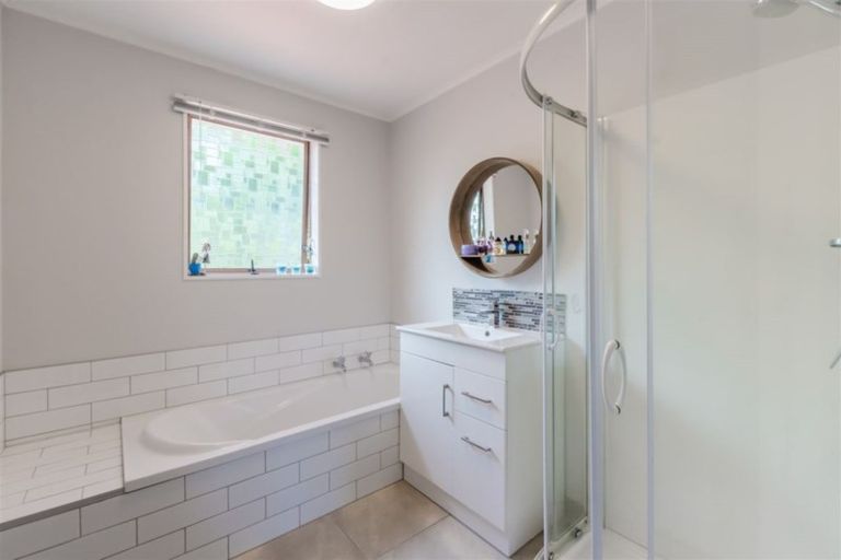 Photo of property in 32a Mahana Road, Paraparaumu Beach, Paraparaumu, 5032