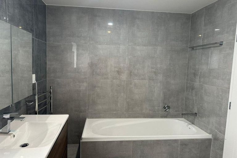 Photo of property in 46a Cargill Street, Papakura, 2110