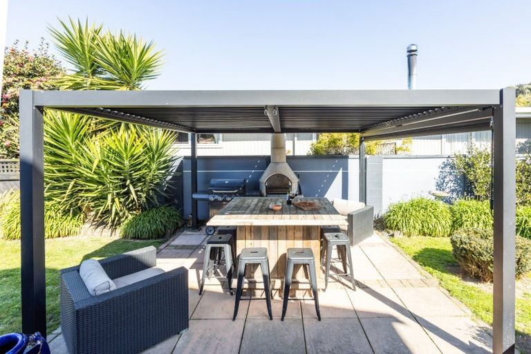 Photo of property in 24 Harpham Street, Taradale, Napier, 4112