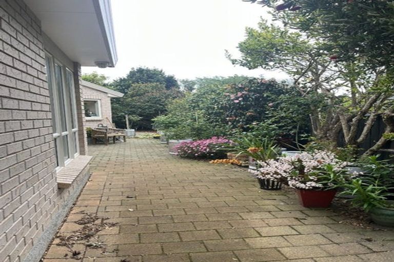 Photo of property in 9 Mariners Way, Whitby, Porirua, 5024