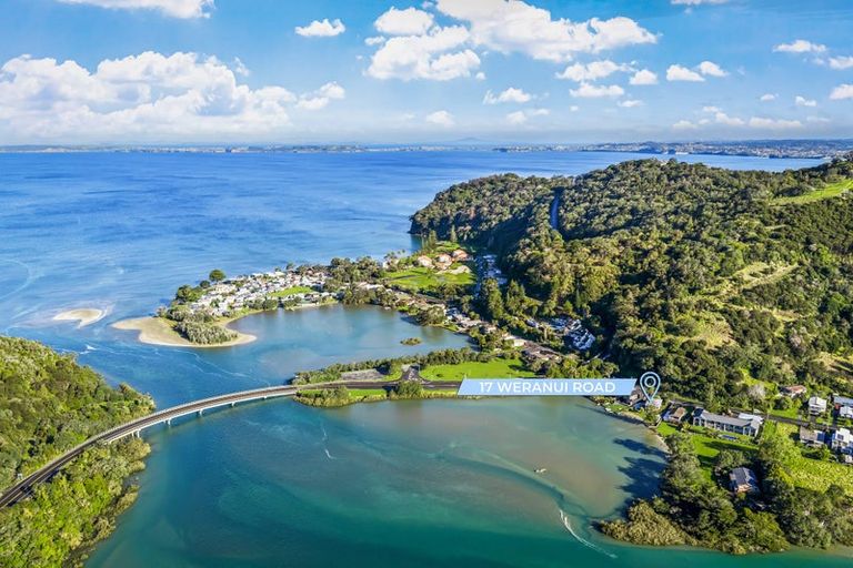 Photo of property in 17 Weranui Road, Waiwera, 0994