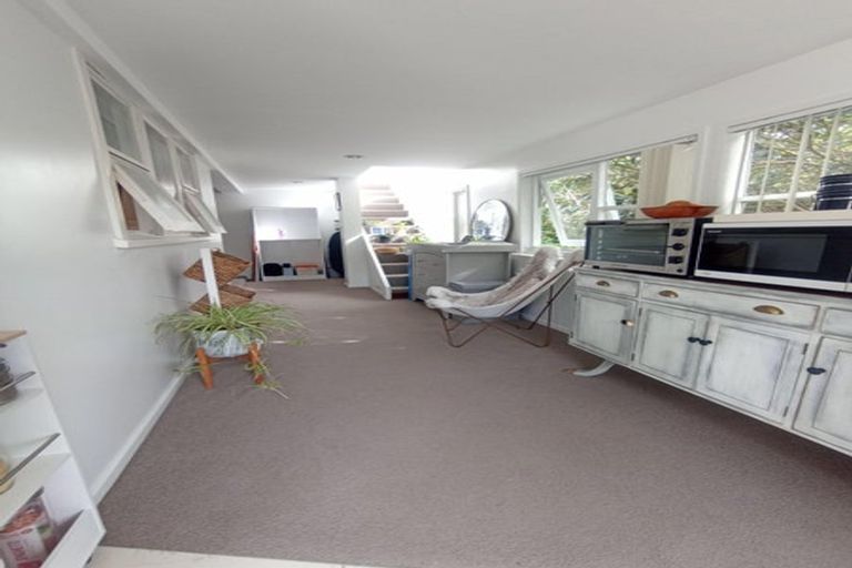 Photo of property in 75 Mountbatten Avenue, Hillcrest, Auckland, 0627
