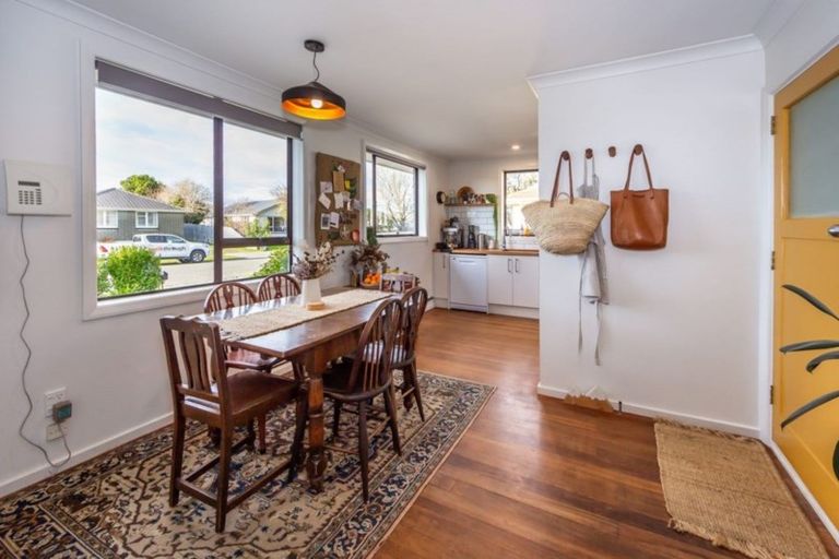 Photo of property in 12 Redgrave Street, Hoon Hay, Christchurch, 8025