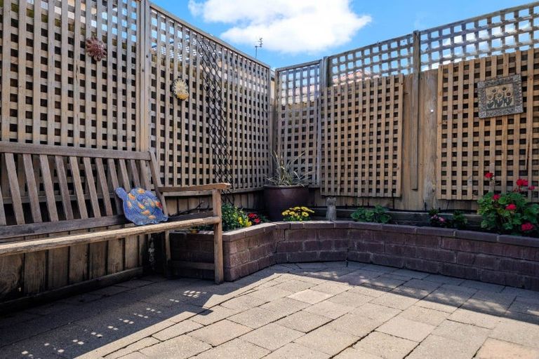 Photo of property in 35 Picton Avenue, Riccarton, Christchurch, 8011