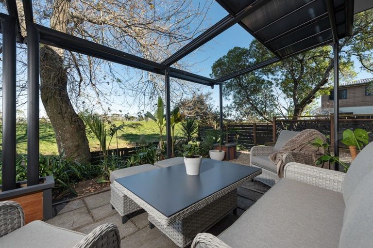 Photo of property in 100b Simpson Road, Papamoa Beach, Papamoa, 3118