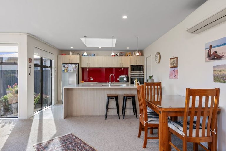 Photo of property in 6 Kilkivan Lane, Broomfield, Christchurch, 8042